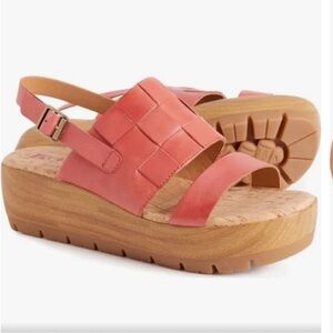 NEW🌸KORKS Red FRAYA leather platform wedge sandals size 9